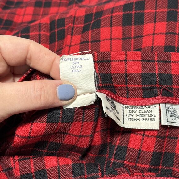Vtg Worsted Wool Skirt 22W Red Black Plaid Pleats Academia Preppy Old Money Kilt - Picture 13 of 13